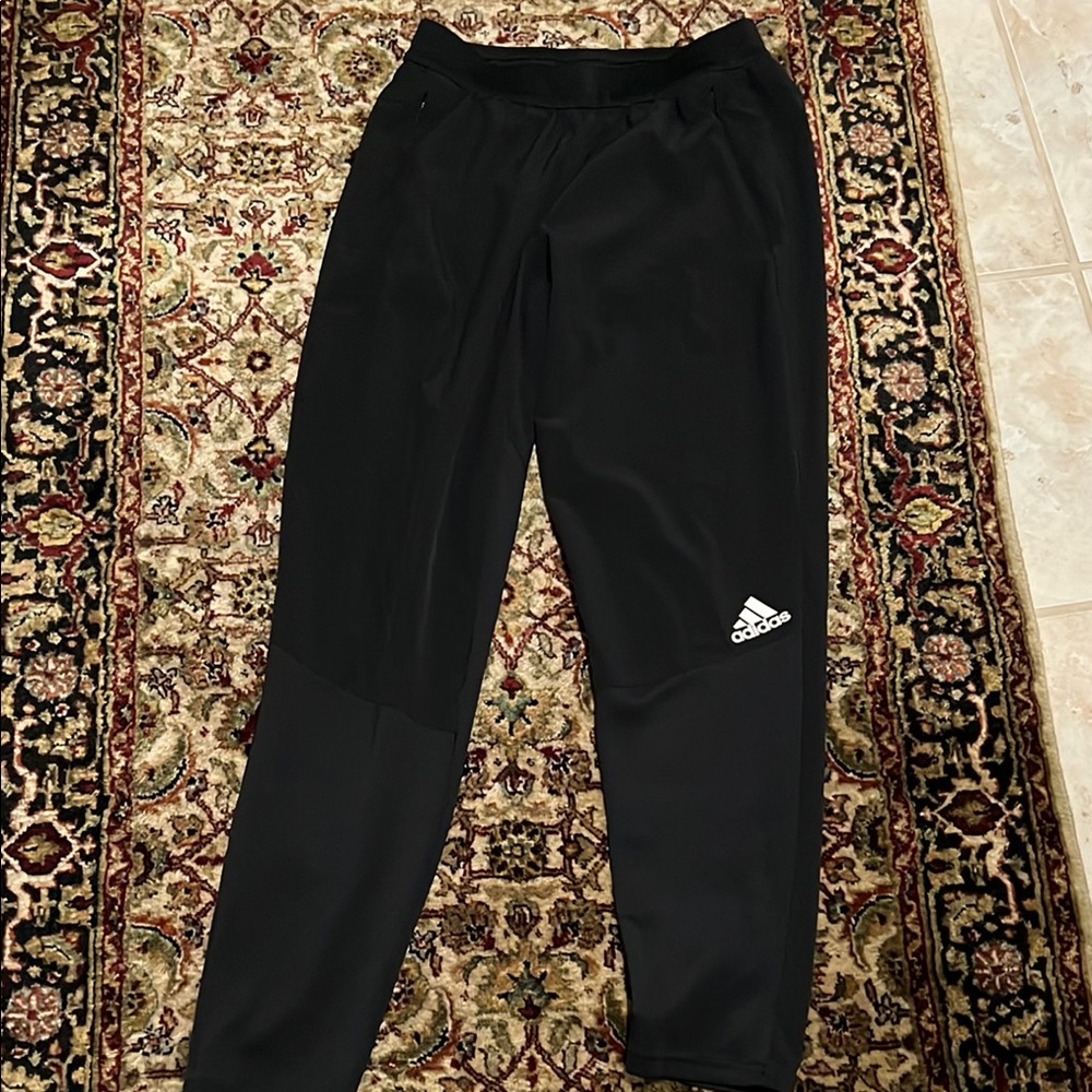 Adidas Aeroready Black Jogger Training Pants Men Size XS Women’s Size Medium